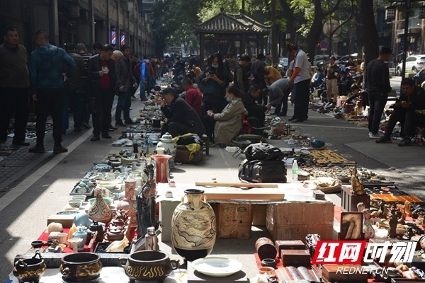 文物商店|“淘宝会”成“抢宝会” 第24届全国文物交流会火爆依旧
