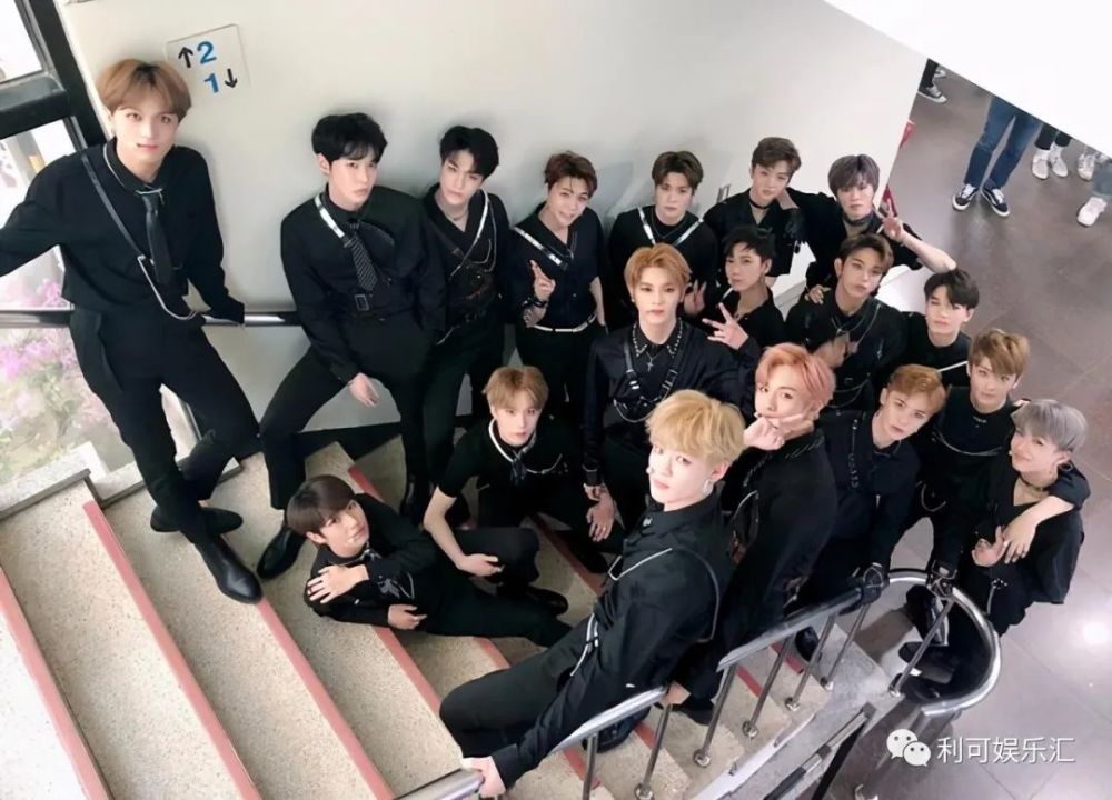 为"皇族"抬轿?nct2020成员被区别对待,李秀满被质疑别有居心