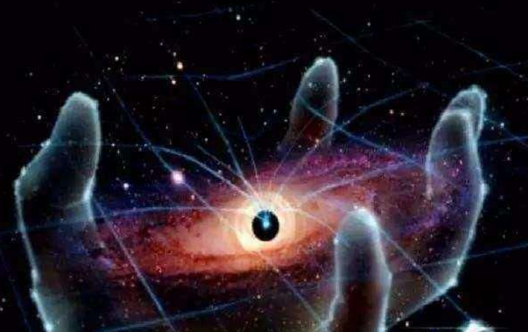 光年|银河系的直径达15光年，人类能成功穿越吗？会不会永远都出不去？