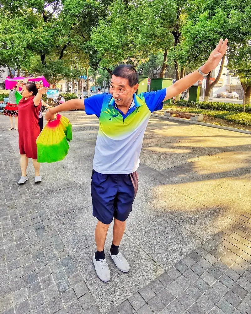 老人|袅袅夕阳情｜“久久”重阳“画”老人