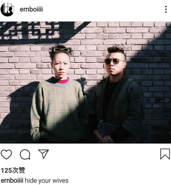 窦靖童|公开认爱？窦靖童绯闻男友晒同框照，甜蜜配文：隐藏你的妻子