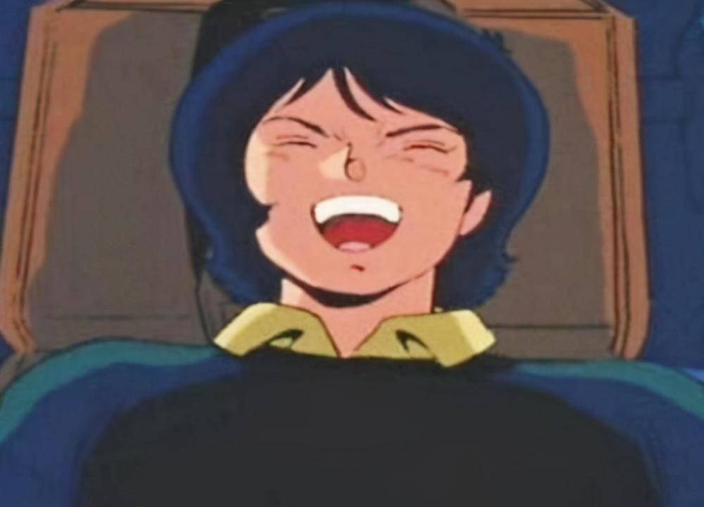 如果说阿姆罗是技术流,那z高达男主卡谬.