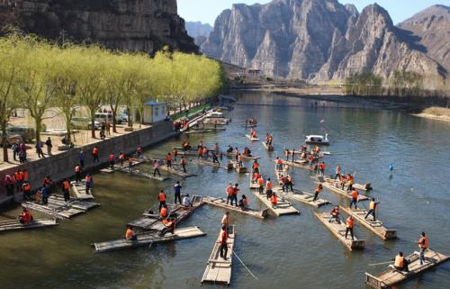 人间仙境|北京又一景区火了，拥有罕见地貌，南北景色交汇，被称“人间仙境”