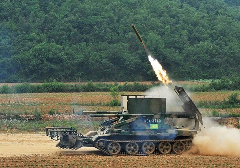 在gsl综合扫雷车出现之前,我国还研制出gsl110a型,gsl110b型和gsl111