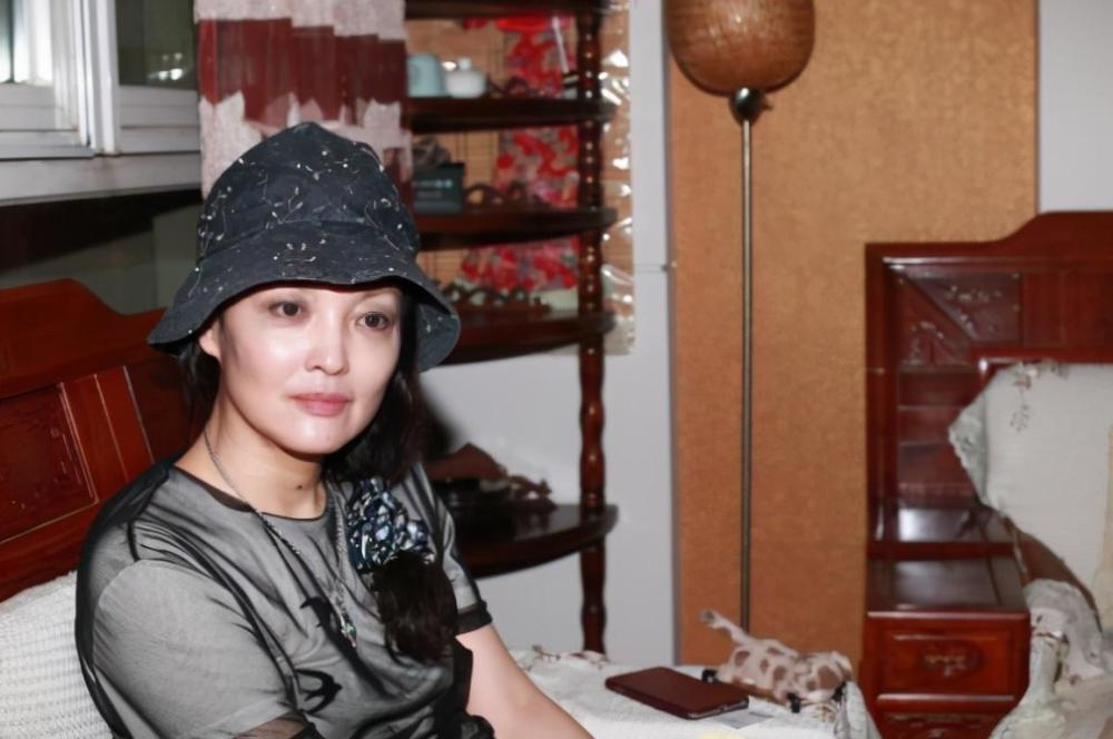 张纪中|69岁张纪中真惨，娇妻晒幸福合照没祝福，评论区还一片污言秽语