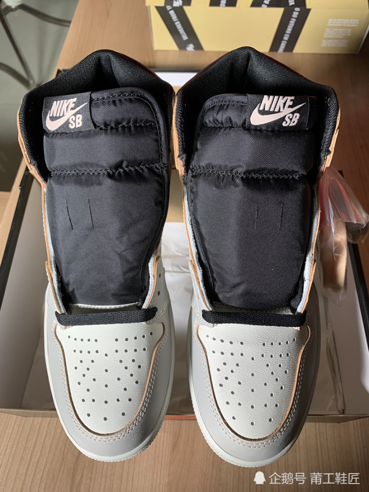 aj1刮刮乐王一博同款,目前可玩度极高的鞋子!