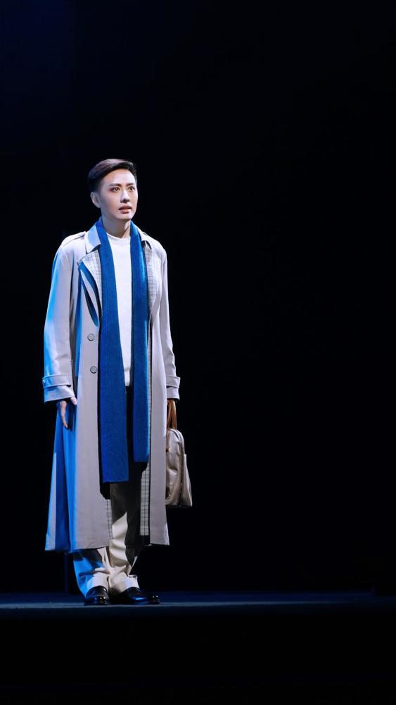 眷江城|当医生奋战在抗疫第一线，母亲瞒着他做出惊人举动……这出戏没有先例