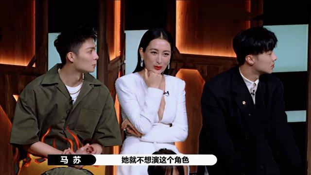 唐一菲|争不过马苏，说不过黄奕，唐一菲走得很没面子