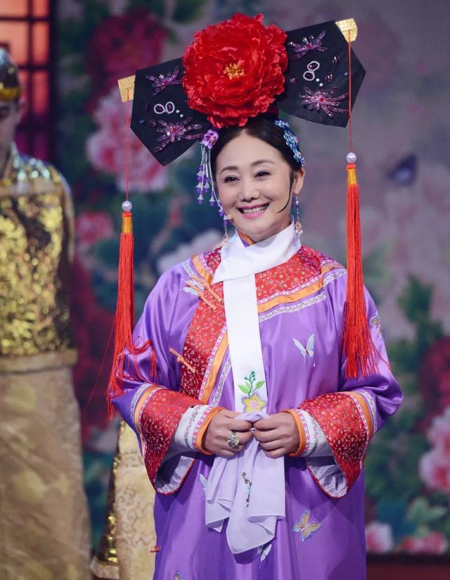 因一个美丽谎言演了令妃54岁温柔女人娟子想用余生演好妈妈