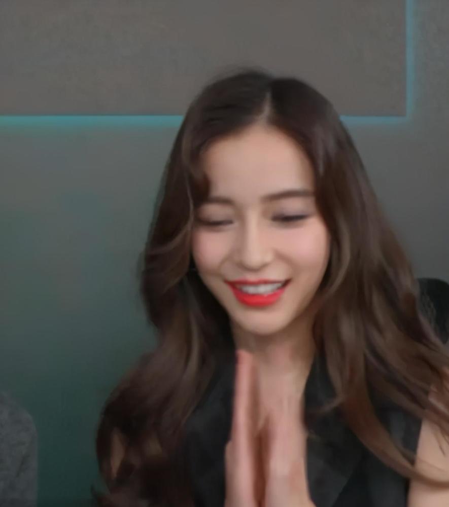 angelababy|baby亮相李佳琦直播间，无滤镜颜值遭网友批评，不复女神水准