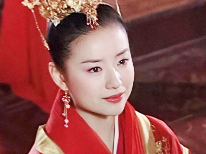 董洁的4个经典角色别光知道冷清秋第3个才是颜值巅峰