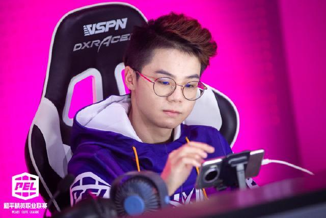 pel总决赛第二日结束,积分形势趋于明朗,nv-xqf提前无缘冠军?