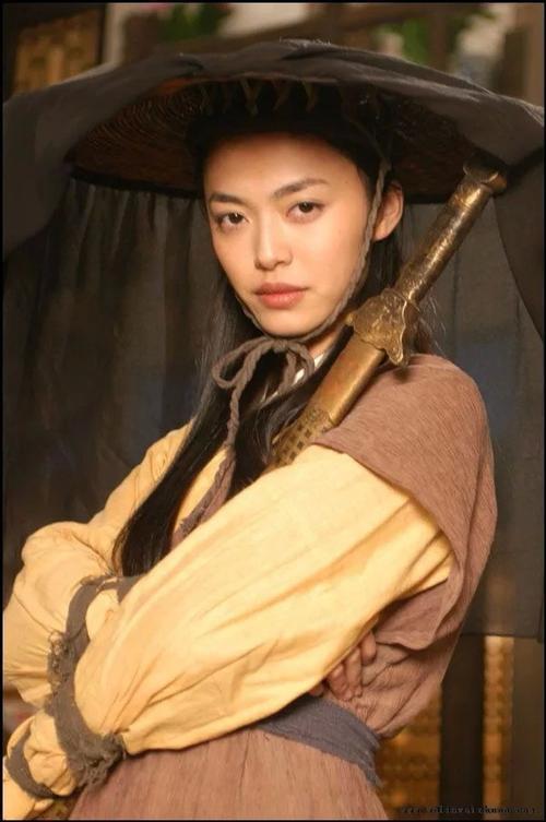 唐一菲|唐一菲退赛了！拒演《回家的诱惑》，十年过去仍陷风波