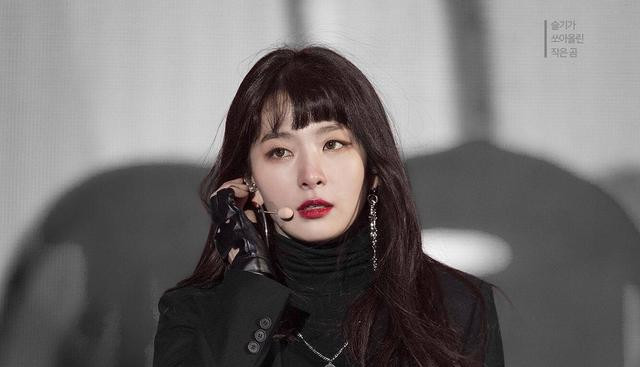 虽然大家对于irene事件热度正高时的爆料十分起劲,但是这位爆料人的