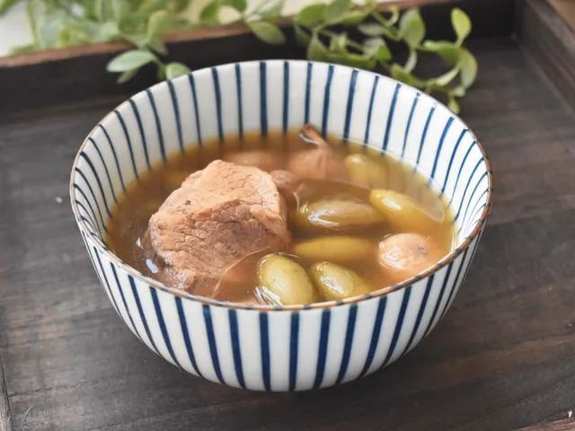 橄欖牛蒡瘦肉湯