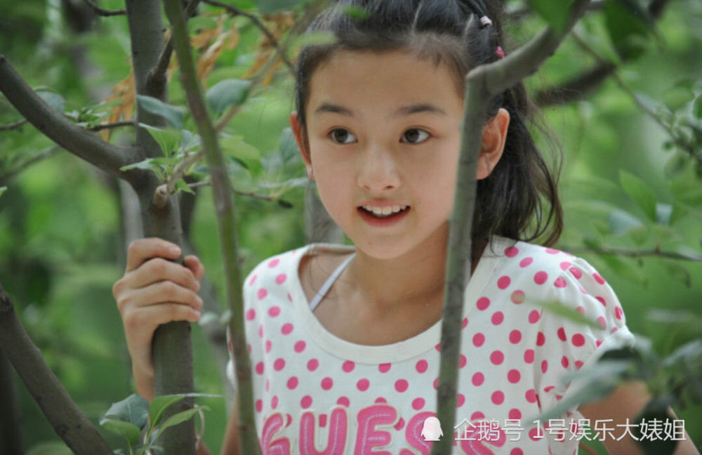 看95后小花小时候的照片你能猜出几位能猜出最后一位的我佩服你