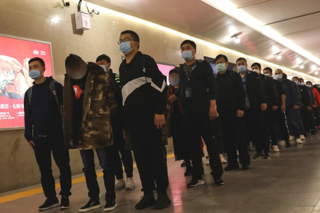 网络诈骗|“戏精”电信网络诈骗窝点被捣毁，涉案“剧本”达百余部