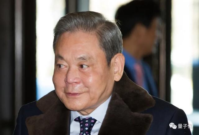 三星教父李健熙去世被与乔布斯并论把韩国山寨家电厂打造为全球电子