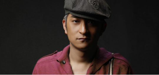 吉杰带货产品吃出头发网红维权被攻击凌晨连续发文向其道歉