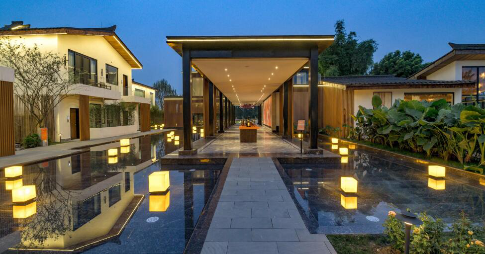 大邑南岸美村铺展公园城市乡村美学卷轴