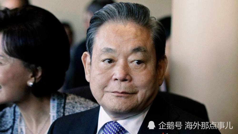 李健熙是三星创始人李秉喆之子,李健熙任内带领三星做出巨大变革,成功