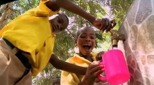 迪恩|李嘉诚称他为唯一偶像，一生拥有400多项专利，靠发明拯救全球10亿人