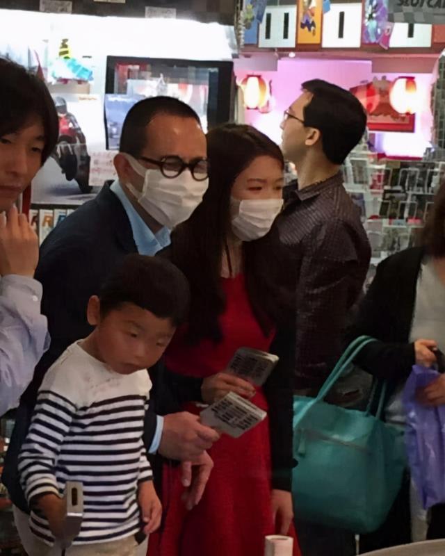 郭嘉文|郭嘉文近照状态好，霸气发文透露和李泽楷的关系！网友：祝你好运