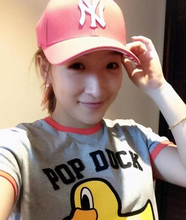 这么美的刘诗雯你见过吗?自称参加婚礼专业户,29岁无闲暇恋爱