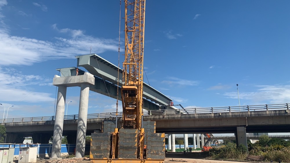 首跨东海大桥s2公路海港大道立交匝道新建工程再获新进展