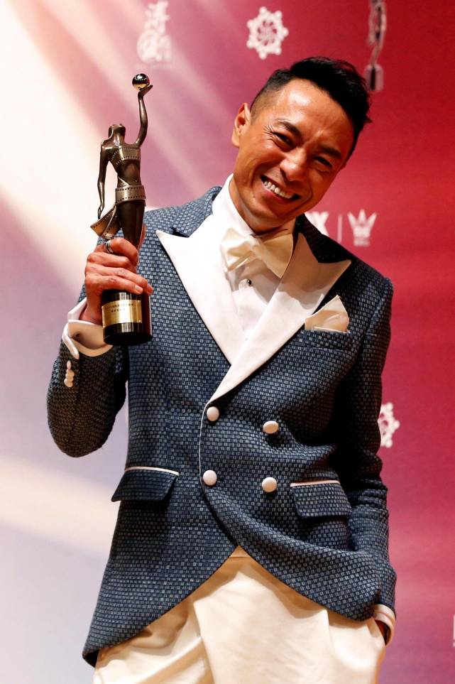 结婚21周年香港男星姜皓文甜蜜告白太太愿为你担当一切