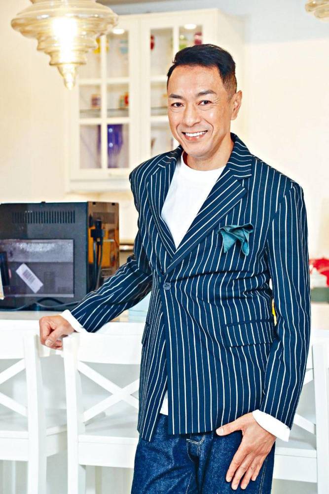 结婚21周年香港男星姜皓文甜蜜告白太太愿为你担当一切