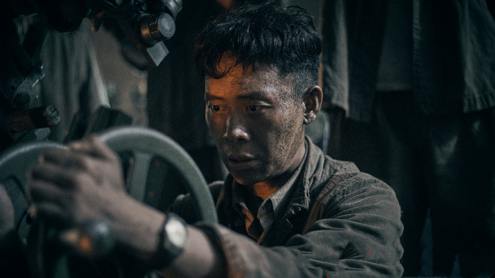 张飞也是片中唯一一个有成长轨迹的角色,毫无疑问是片子的大主角,从