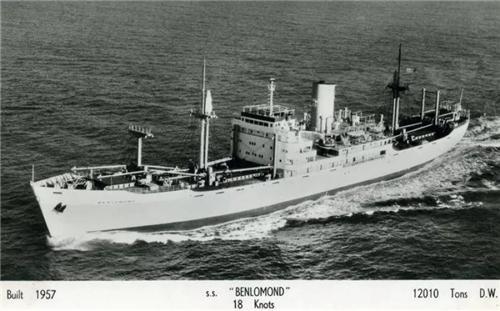 潘濂|中国小伙海上漂流133天，靠喝鸟血为生，路过商船因亚洲面容不肯救