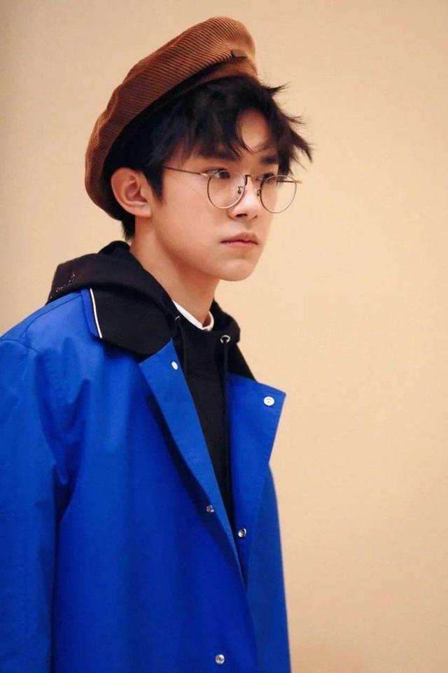 易烊千玺|史诗战争电影即将开机，陈凯歌导演，易烊千玺吴京做主角