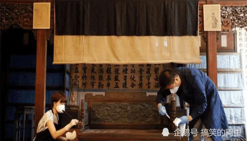 北京故宫|工匠修复故宫地砖时，意外发现了一个秘密，揭露了朱棣的残忍