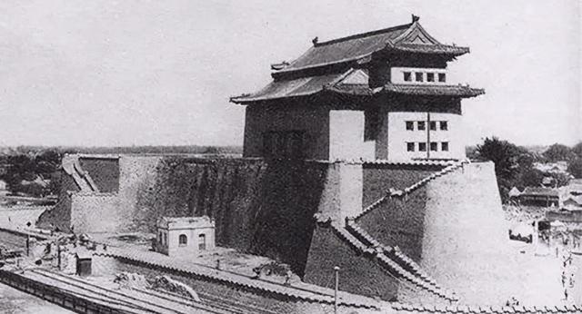 北京|1949年，梁思成曾建议在北京西部建新首都，保持老北京的原貌