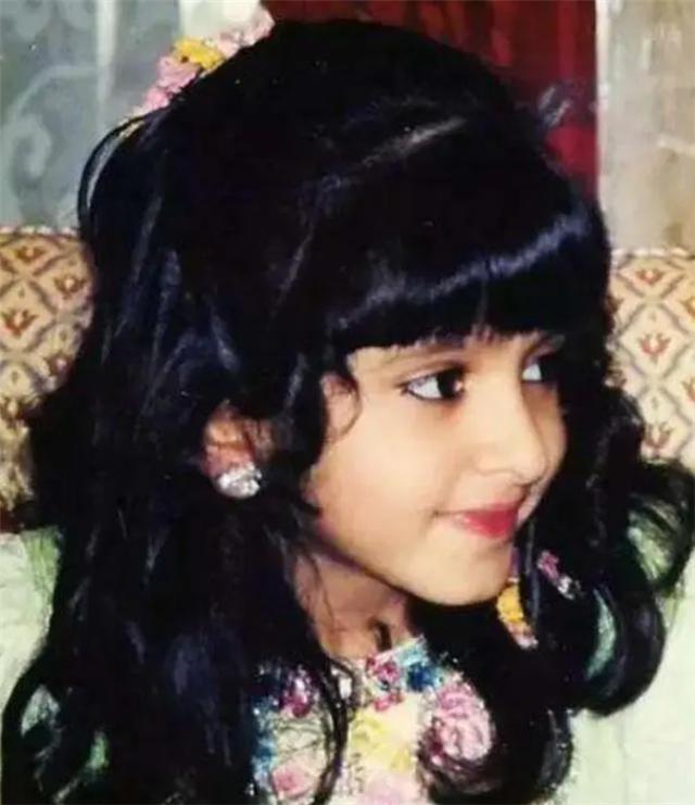 结束10年爱情长跑,迪拜王子迎娶表妹,有钱有颜的人生真的任性