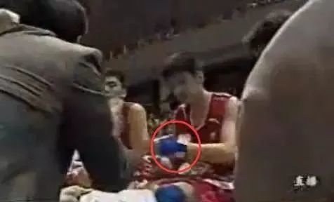 中国男子篮球职业联赛|骂人骂上热搜，却一夜圈粉20万女友粉的他什么来头？