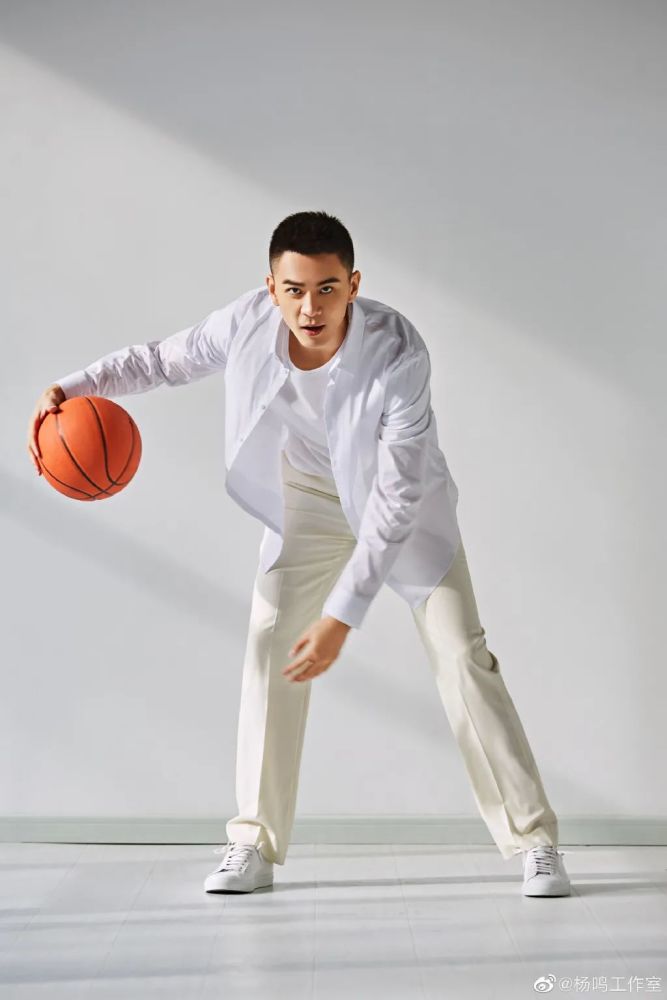 中国男子篮球职业联赛|骂人骂上热搜，却一夜圈粉20万女友粉的他什么来头？