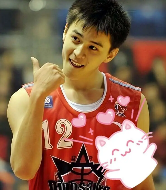 中国男子篮球职业联赛|骂人骂上热搜，却一夜圈粉20万女友粉的他什么来头？