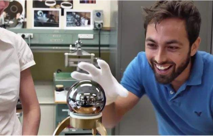 科学家|历时5年耗资1000万，打造的世界最圆球体，却无一人说浪费！