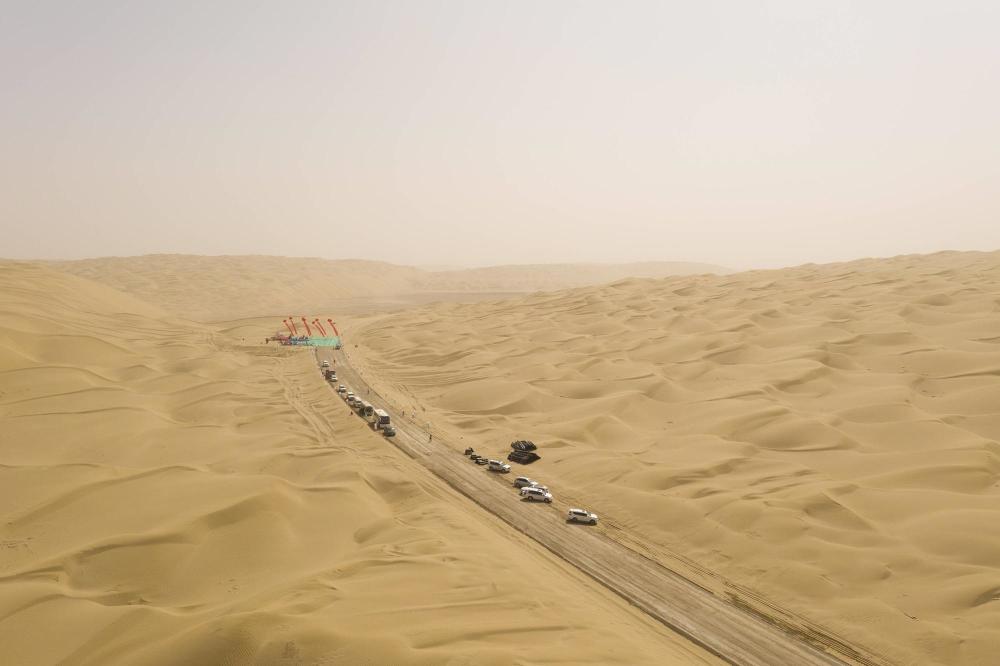 淡水|中国最大沙漠下，隐藏着一片大海？淡水储量相当于8条长江