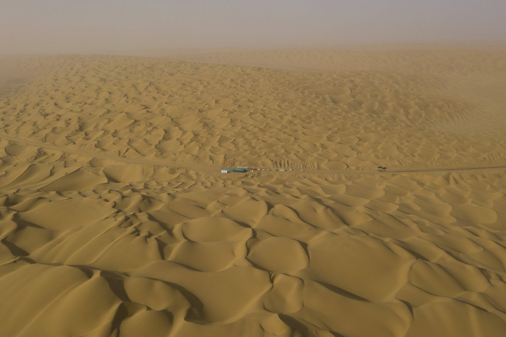 淡水|中国最大沙漠下，隐藏着一片大海？淡水储量相当于8条长江