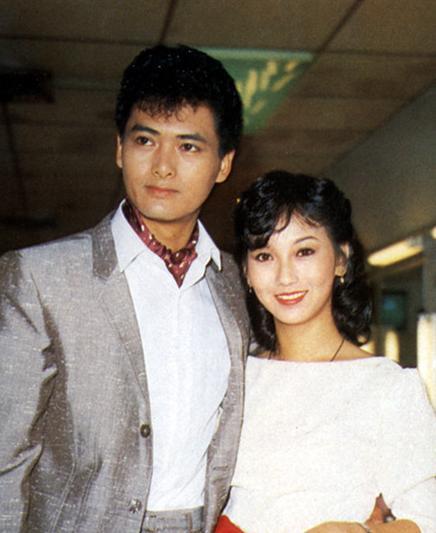周润发|梦回《上海滩》！赵雅芝周润发罕见同框，距首次合作已过四十余年