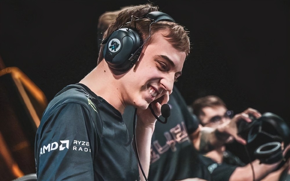 s10四强对话尘埃落定,年度dade奖花落谁家?