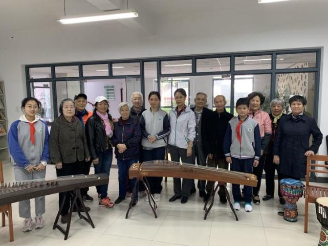 杭州这所中学为离退休教师过集体生日啦|丁兰实验中学|杭州|黄俊琪