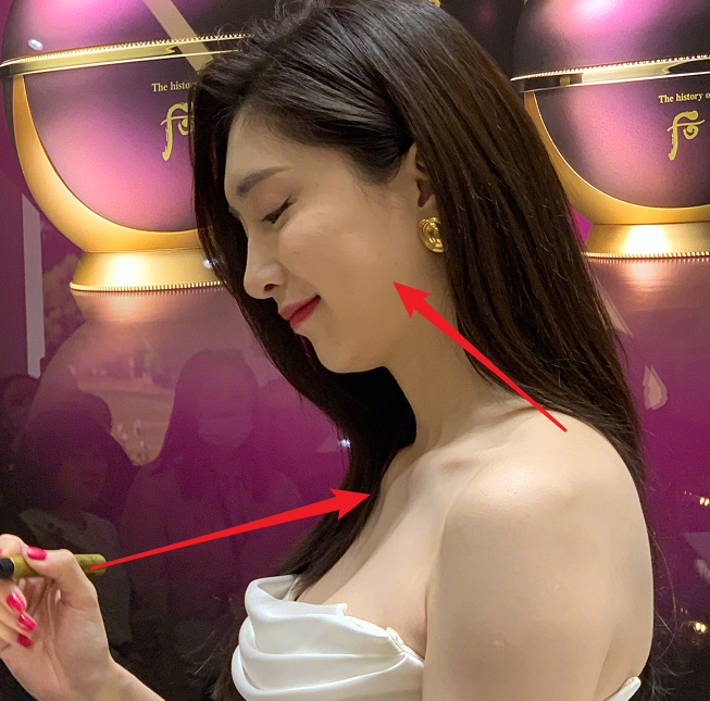 34岁江疏影最新生图曝光,看清颜值和身材后,确定我没眼花?