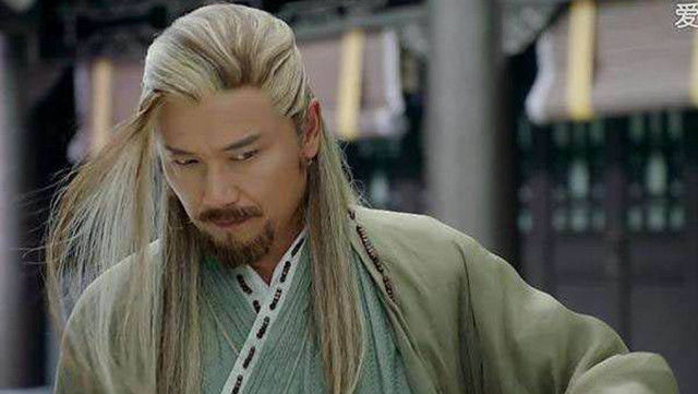 黄老邪肯定是有个师傅的.