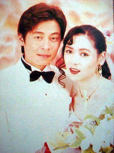 12岁被父母抛弃,老婆被亲妈逼走,王杰的一生如痴梦一场