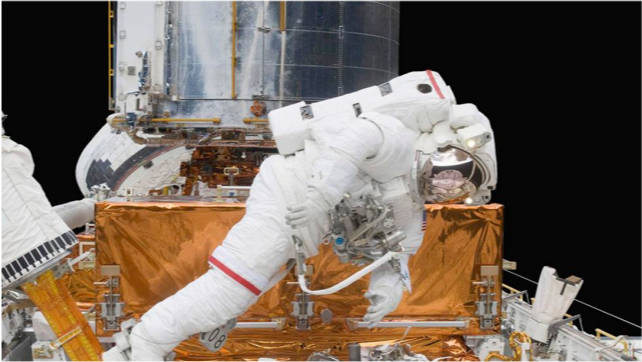 近视|哈勃天文望远镜维修的那些事儿：上天就变近视眼，坏了踹两脚